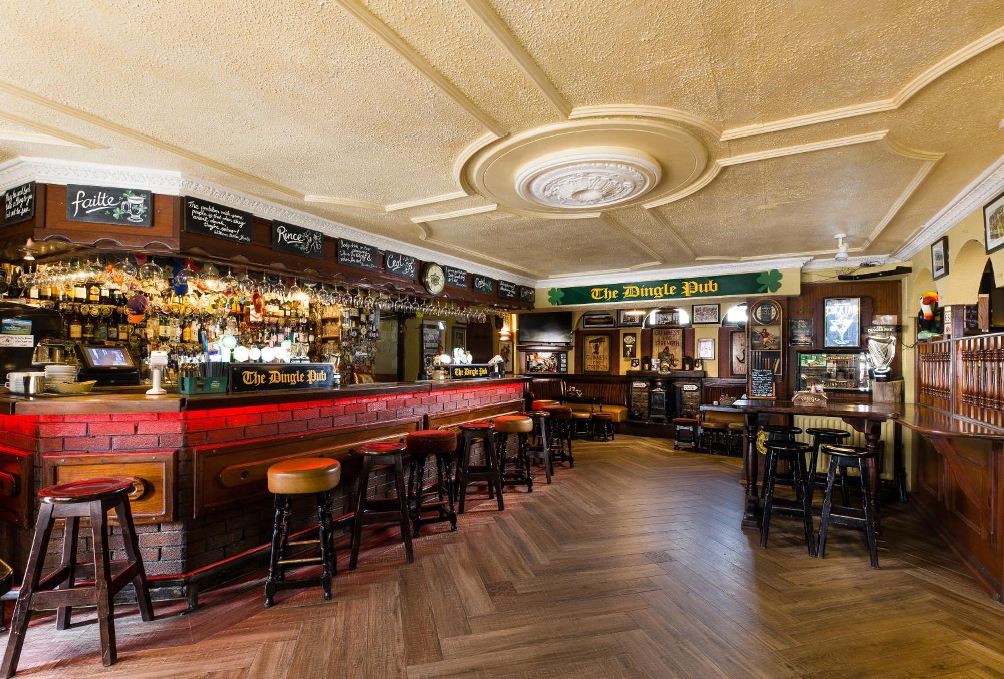 The Dingle Pub Rooms Bagian luar foto