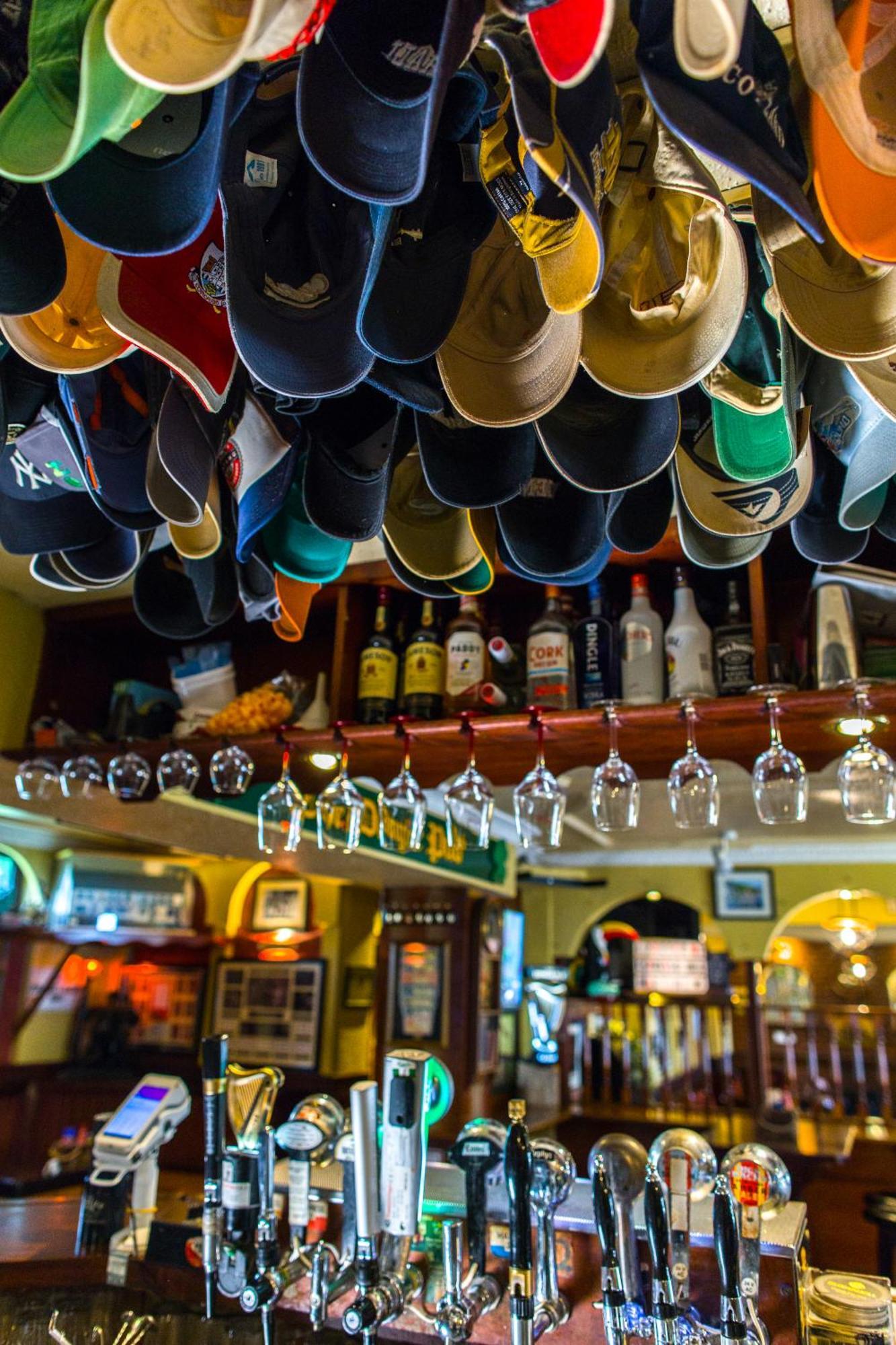The Dingle Pub Rooms Bagian luar foto