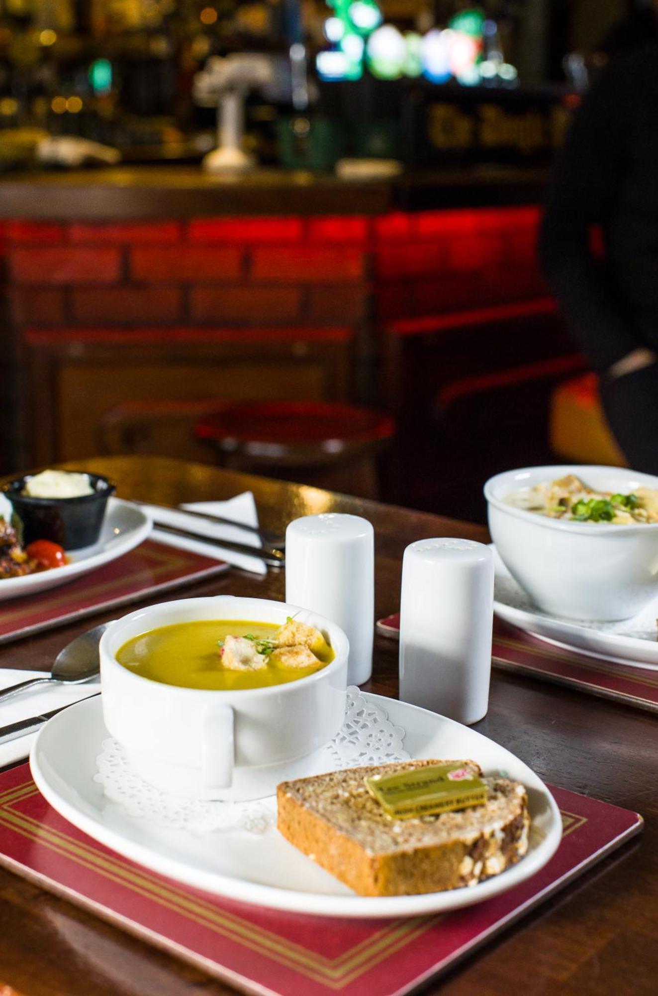 The Dingle Pub Rooms Bagian luar foto