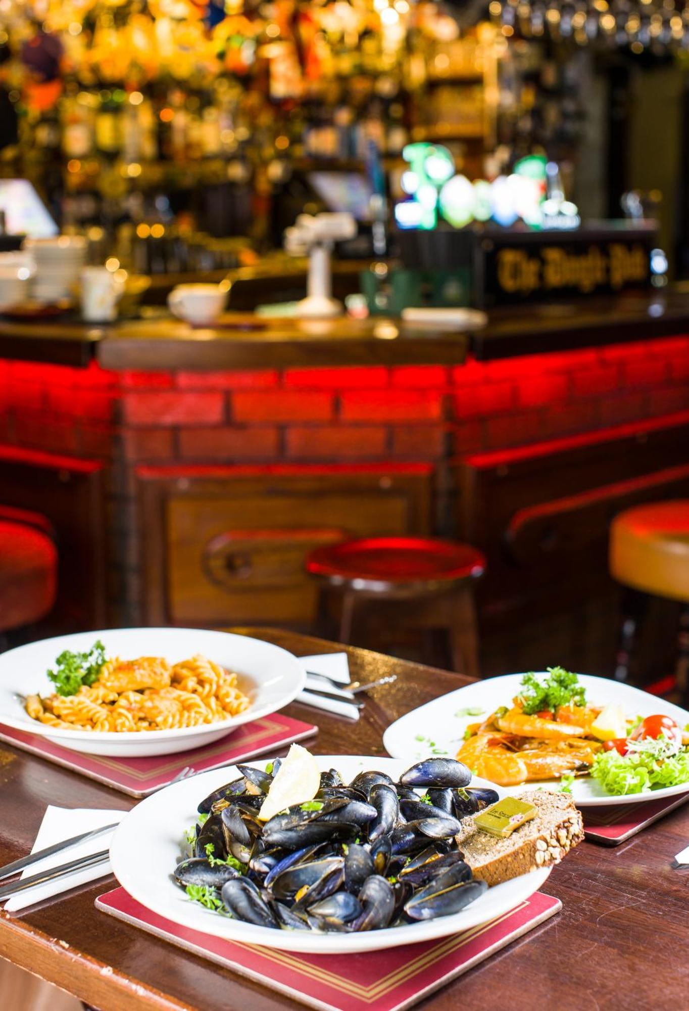 The Dingle Pub Rooms Bagian luar foto